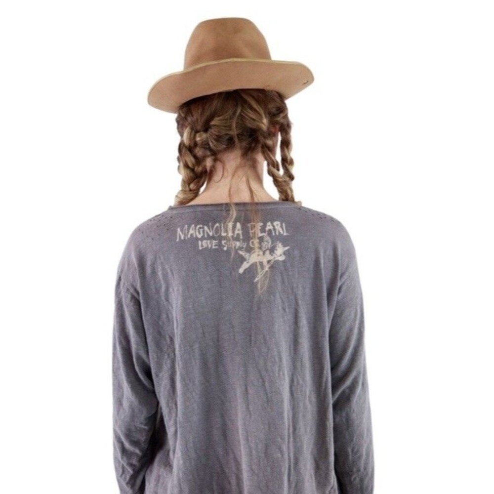 Magnolia Pearl Love Supply Co. VIGGO Gray Cotton Blouse Top Tee T Shirt XL Logo